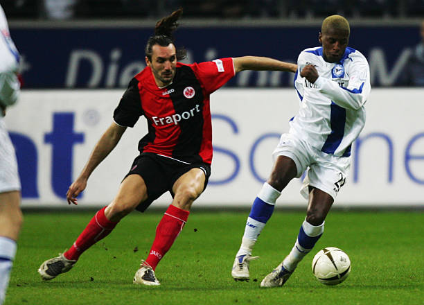 他开始察觉 他开始察觉