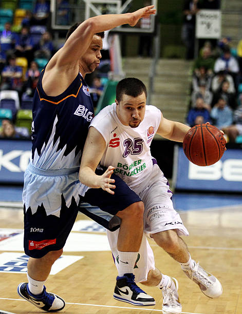 新生代滑雪 新生代滑雪